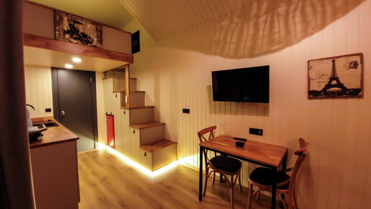 Ten Tiny House 사판자 외부 사진